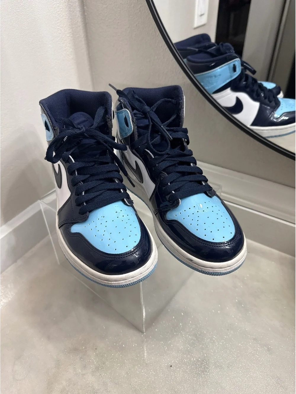 Nike Women’s Air Jordan 1 Retro High OG Blue Chill
